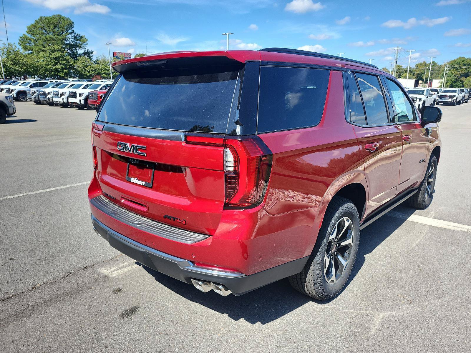 New 2027 GMC Yukon AT4 w/ AT4 Premium Plus Package AWD/4WD image 3