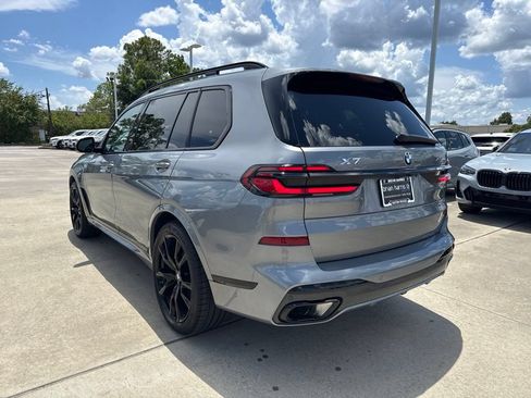Used 2025 BMW X7 xDrive40i w/ Executive Package AWD/4WD image 3