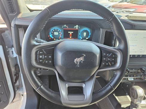Used 2025 Ford Bronco Big Bend image 17
