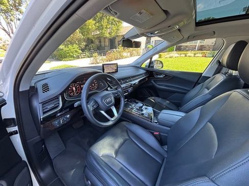 Used 2018 Audi Q7 3.0T Prestige w/ Prestige Package AWD/4WD image 30