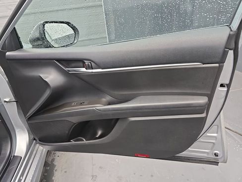 Used 2023 Toyota Camry SE image 47