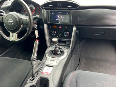 Used 2013 Scion FR-S image 3