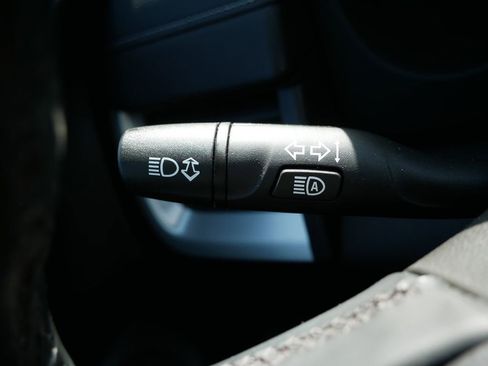 Used 2023 GMC Terrain SLT w/ Infotainment Package II AWD/4WD image 34