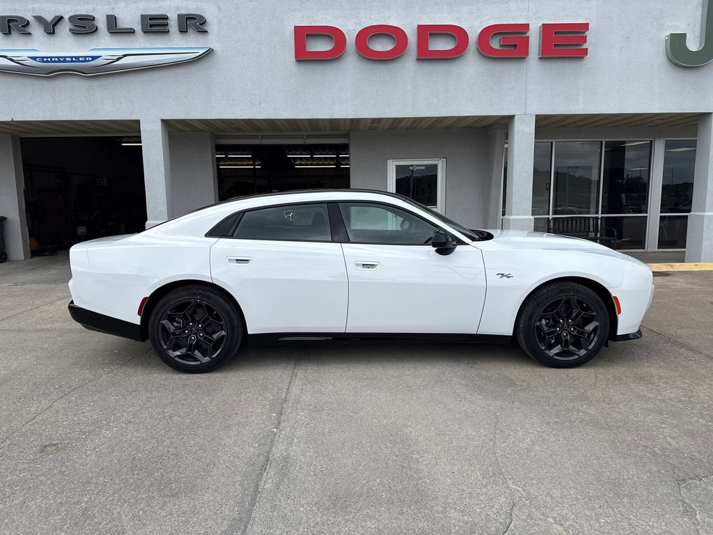 New 2026 Dodge Charger R/T w/ Blacktop Package AWD/4WD image 7