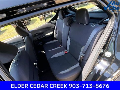 Used 2018 Nissan Kicks SV FWD image 27