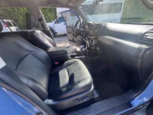 Used 2018 Toyota 4Runner TRD Pro AWD/4WD image 15