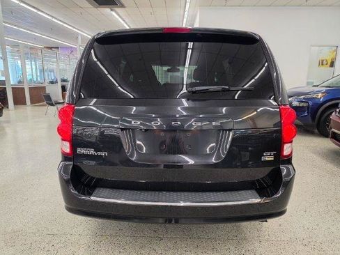 Used 2019 Dodge Grand Caravan GT FWD image 6
