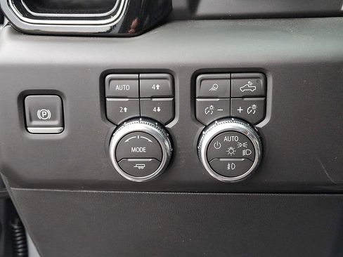 New 2026 GMC Sierra 1500 AT4X image 18