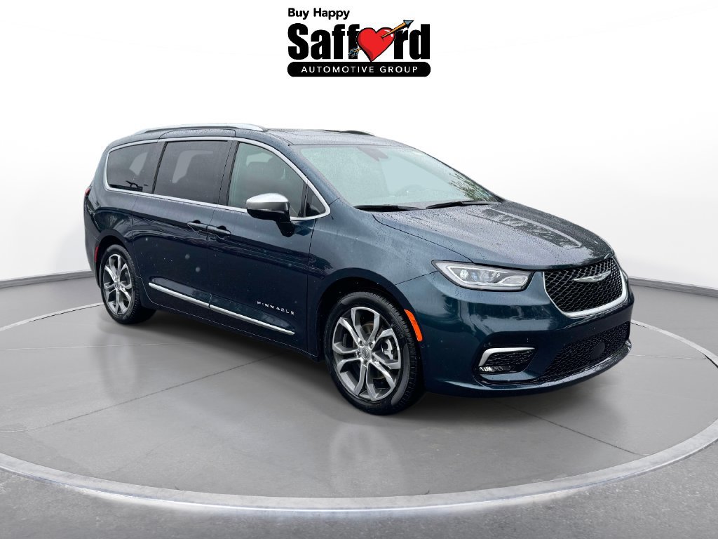 Used 2025 Chrysler Pacifica Pinnacle FWD image 10