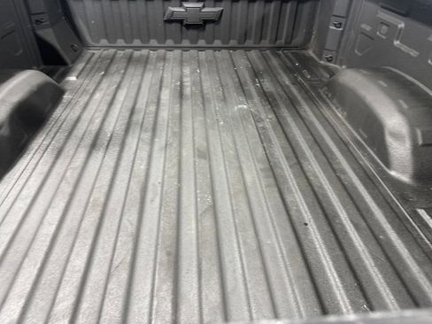 Used 2020 Chevrolet Silverado 2500 LT w/ Convenience Package image 9