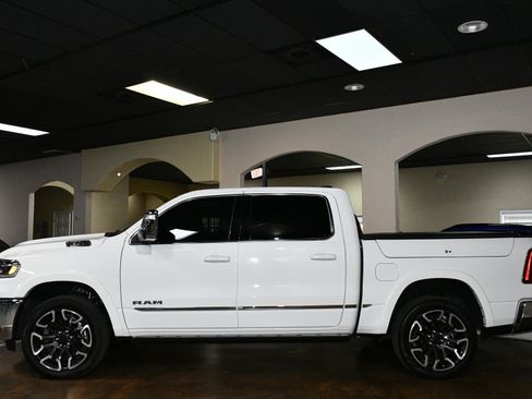 Used 2025 RAM 1500 Limited AWD/4WD image 51