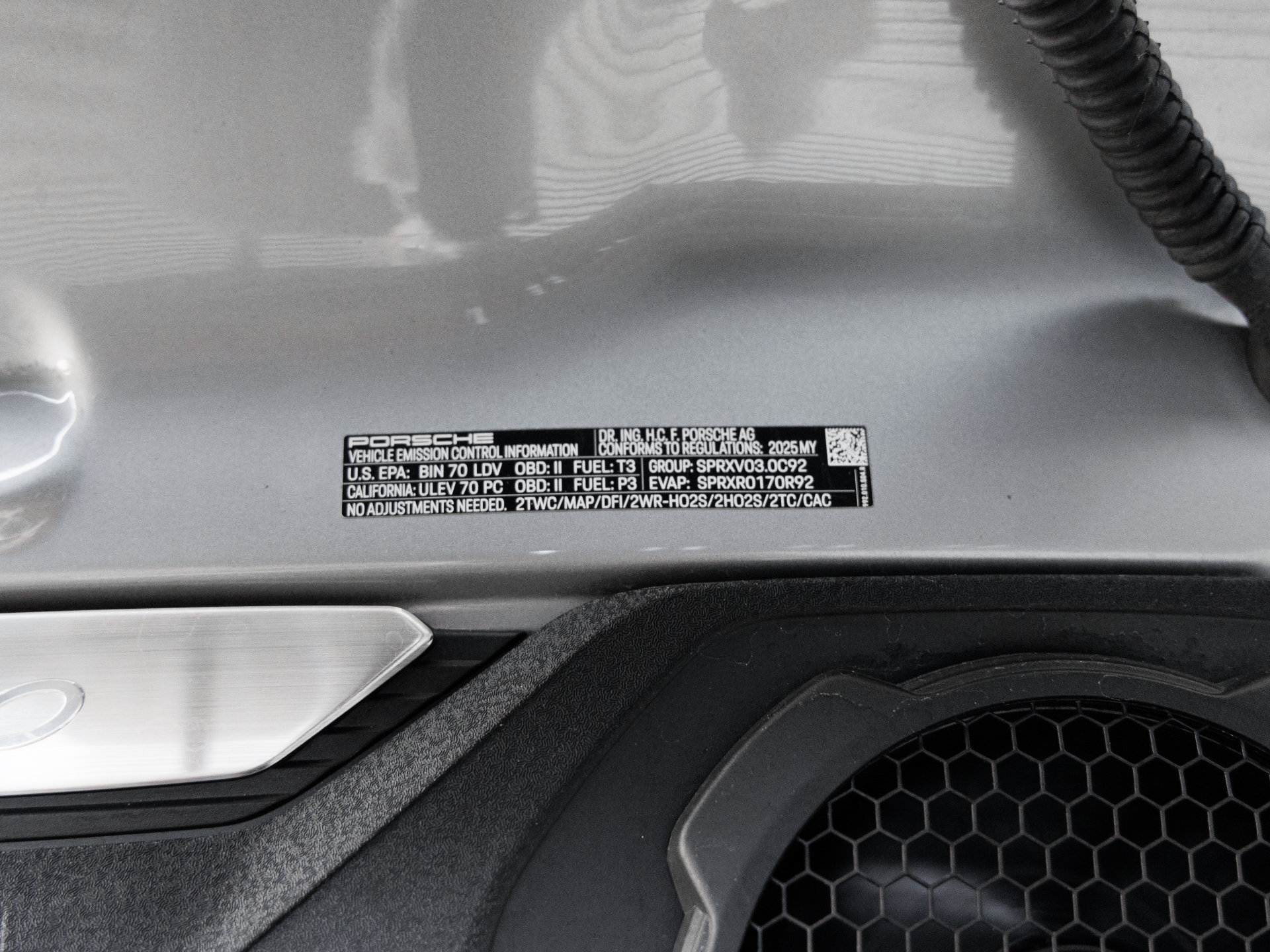 Certified 2025 Porsche 911 Carrera RWD image 45
