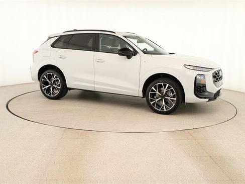 New 2026 Audi Q3 quattro 2.0T image 9