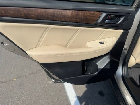 Used 2018 Subaru Outback 3.6R Limited AWD/4WD image 20
