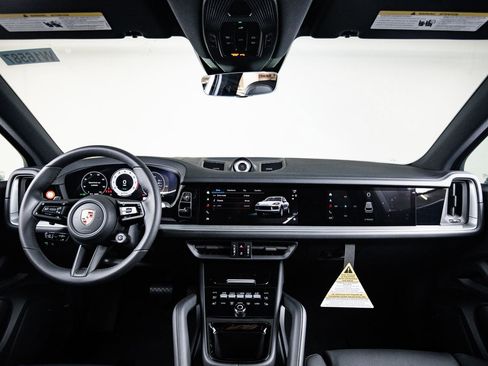 New 2026 Porsche Cayenne E-Hybrid AWD/4WD image 26