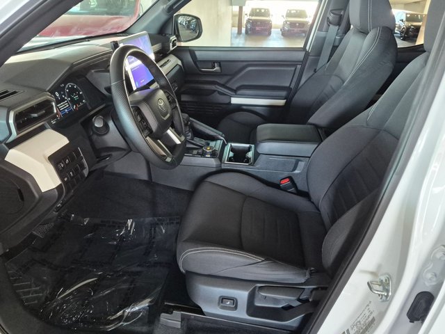 Used 2024 Toyota Tacoma TRD Off-Road AWD/4WD image 17