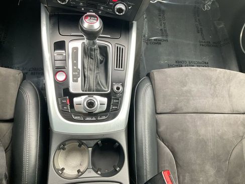 Used 2015 Audi SQ5 Prestige w/ Prestige Package image 23