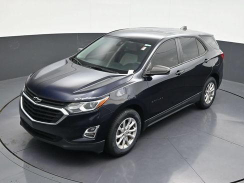 Used 2020 Chevrolet Equinox LS FWD image 15