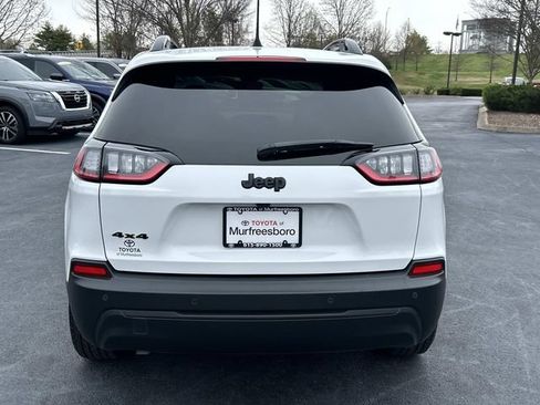 Used 2021 Jeep Cherokee Latitude Plus AWD/4WD image 5