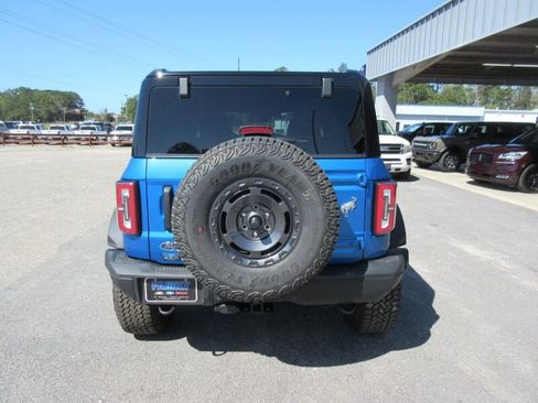 New 2025 Ford Bronco Badlands image 4