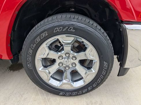 Used 2025 RAM 1500 Big Horn AWD/4WD image 10