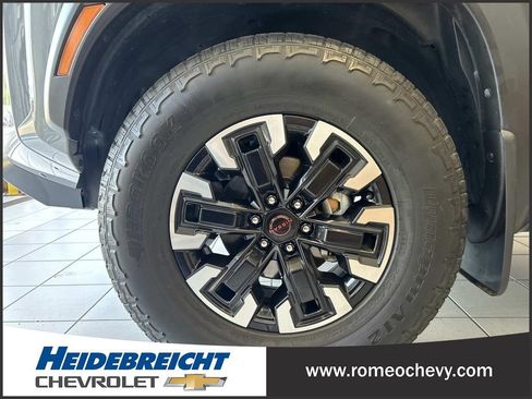Used 2023 Nissan Frontier PRO-4X w/ Pro Convenience Package AWD/4WD image 7