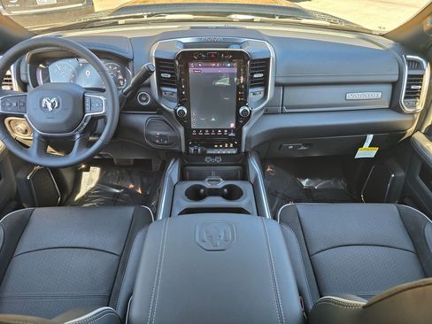 New 2026 RAM 2500 Laramie w/ Night Edition AWD/4WD image 7
