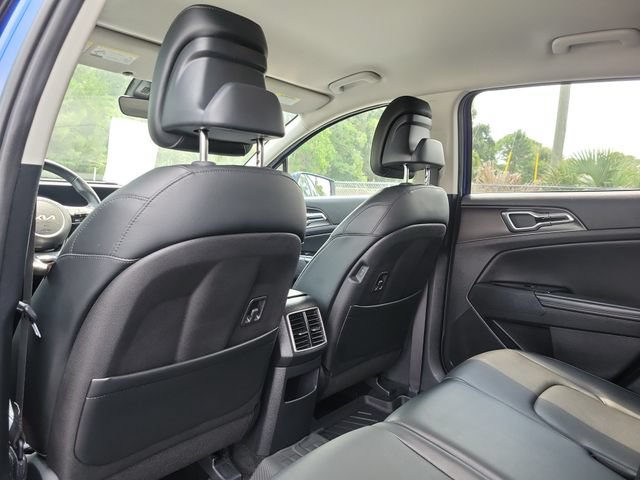 Used 2023 Kia Sportage EX FWD image 12