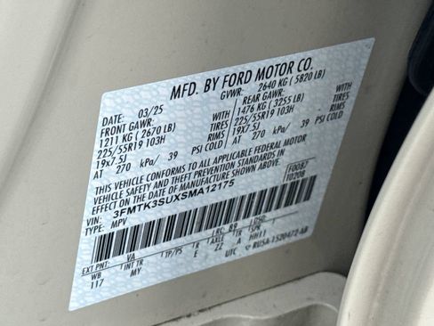 Used 2025 Ford Mustang Mach-E Premium AWD/4WD image 28