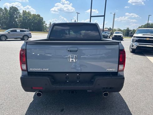 Used 2023 Honda Ridgeline RTL-E image 7