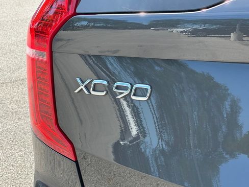 Used 2024 Volvo XC90 B6 Plus w/ Protection Package Premier AWD/4WD image 11