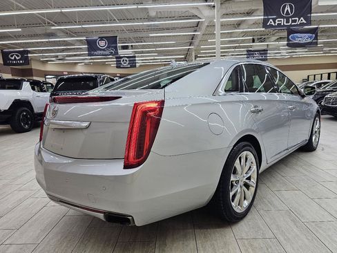 Used 2013 Cadillac XTS Luxury FWD image 6