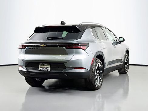 New 2026 Chevrolet Equinox EV LT image 7