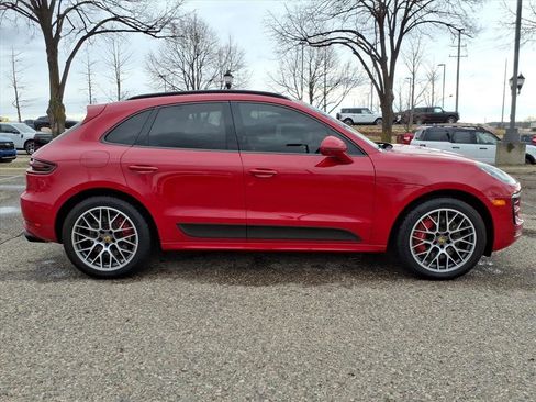 Used 2018 Porsche Macan Turbo image 6