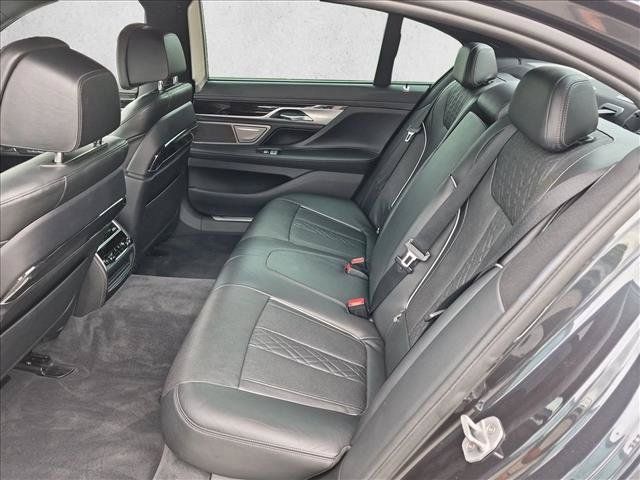 Used 2016 BMW 740i RWD image 20