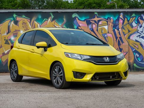 Used 2015 Honda Fit EX image 2