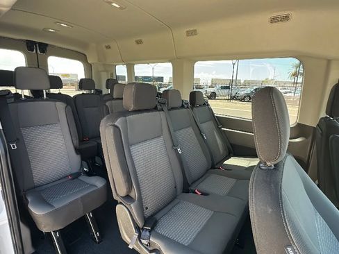 Used 2022 Ford Transit 350 XLT RWD image 8