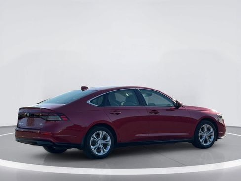 Used 2023 Honda Accord LX image 4