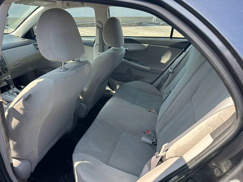 Used 2011 Toyota Corolla LE FWD image 17