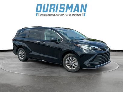 Used 2023 Toyota Sienna XLE