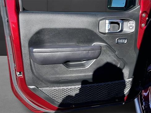 Used 2021 Jeep Wrangler Unlimited Rubicon image 15