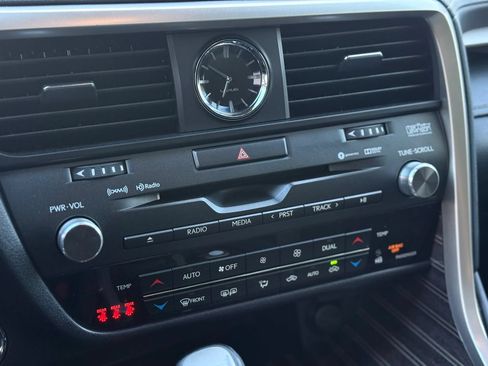 Used 2018 Lexus RX 450h AWD w/ Luxury Package image 25