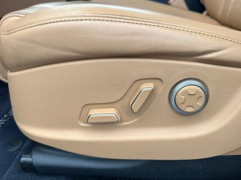 Used 2023 Genesis GV80 2.5T w/ Advanced Package image 13