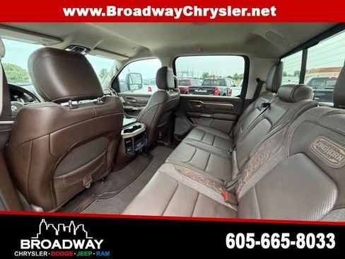 Used 2025 RAM 1500 Limited w/ Trailer Tow Group AWD/4WD image 12