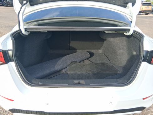 Used 2021 Nissan Sentra SV FWD image 14