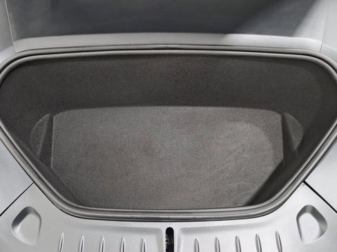 Used 2023 Tesla Model S Standard Range image 41