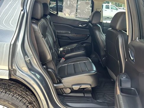 Used 2021 GMC Acadia Denali w/ Denali Ultimate Package AWD/4WD image 14