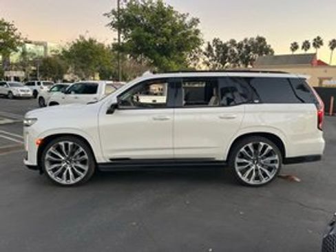 Used 2021 Cadillac Escalade Sport Platinum image 8