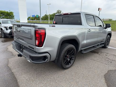 Used 2025 GMC Sierra 1500 Elevation w/ Elevation Premium Package AWD/4WD image 3