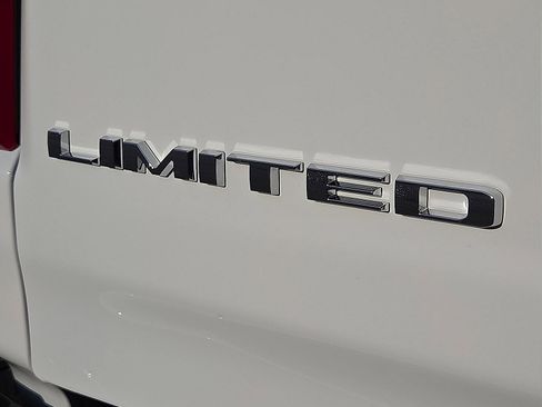 New 2026 RAM 1500 Limited w/ Body Color Bumper Group image 9